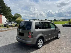 Grau Gebraucht 2010 VW Touran Freestyle Van / Kleinbus | 3.850 € (Superpreis)