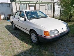Weiß Gebraucht 1989 Ford Sierra Limousine | 3.500 €