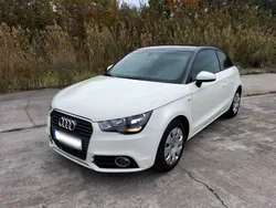 Weiß Gebraucht 2011 Audi A1 Attraction Kleinwagen | 8.550 € (Teuer)