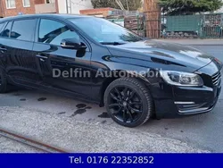 Schwarz Gebraucht 2018 Volvo V60 Linje Svart Kombi | 13.900 € (Etwas zu teuer)