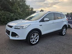 Weiß Gebraucht 2016 Ford Kuga Titanium SUV | 6.690 € (Superpreis)