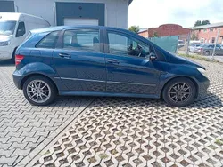Gebraucht 2006 Mercedes B200 Van / Kleinbus | 2.350 € (Superpreis)