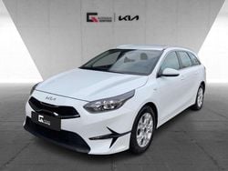 Weiß Gebraucht 2025 Kia Ceed Sportswagon Vision Kombi | 17.990 € (Guter Preis)