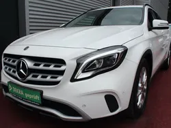 Polarweiss Gebraucht 2020 Mercedes GLA180 Style SUV | 22.399 € (Fairer Preis)