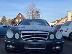 Schwarz Gebraucht 2007 Mercedes E320 Limousine | 5.200 € (Fairer Preis)