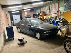 Schwarz Gebraucht 1996 BMW 520 Limousine | 2.500 € (Guter Preis)