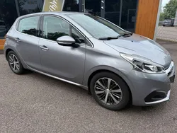 Grau Gebraucht 2019 Peugeot 208 Allure Kleinwagen | 9.500 € (Guter Preis)