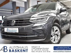 Grau Gebraucht 2022 VW Tiguan Life SUV | 22.980 € (Superpreis)