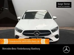 Weiß Gebraucht 2024 Mercedes A180 Progressive Limousine | 27.290 € (Guter Preis)