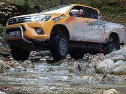 Orange Gebraucht 2019 Toyota HiLux Abholung | 34.444 €