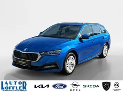 Raceblau Gebraucht 2022 Skoda Octavia Ambition Kombi | 20.940 € (Guter Preis)
