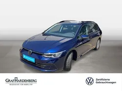 Blau Gebraucht 2021 VW Golf VIII Life Kombi | 19.888 € (Guter Preis)