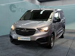 Grau Gebraucht 2023 Opel Combo Edition Van / Kleinbus | 17.699 € (Fairer Preis)
