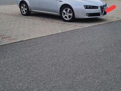 Silber Gebraucht 2007 Alfa Romeo 159 Ti Limousine | 4.200 € (Fairer Preis)