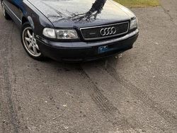 Violet Gebraucht 1996 Audi A8 Limousine | 3.399 €