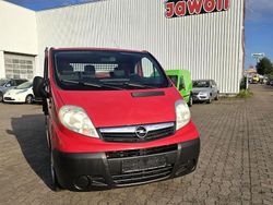 Rot Gebraucht 2009 Opel Vivaro Van | 4.450 € (Guter Preis)
