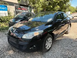 Schwarz Gebraucht 2009 Renault Mégane III Limousine | 2.790 €