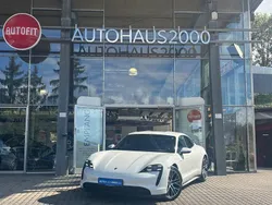 Weiß Gebraucht 2021 Porsche Taycan Performance Package Limousine | 54.850 € (Guter Preis)