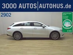 Digitalweiss metalliclack Gebraucht 2021 Mercedes CLA220 Shooting Brake Progressive Kombi | 22.980 € (Guter Preis)