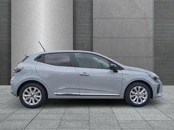 Neu 2025 Renault Clio V Evolution Kleinwagen | 20.240 € (Fairer Preis)