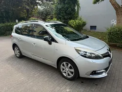 Silber Gebraucht 2013 Renault Mégane III Kleinwagen | 3.600 € (Superpreis)