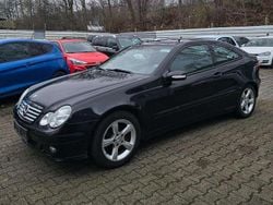 Obsidianschwarz metalliclack Gebraucht 2004 Mercedes C230 Coupé | 1.749 € (Superpreis)