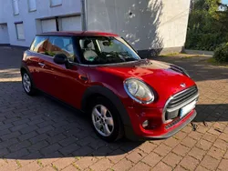 Rot Gebraucht 2014 Mini ONE Kleinwagen | 6.900 € (Fairer Preis)