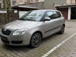 Grau Gebraucht 2009 Skoda Fabia Cool Edition Kleinwagen | 2.350 € (Fairer Preis)