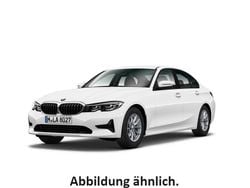 Alpinweiss iii Gebraucht 2022 BMW 318 M Sport Limousine | 30.900 € (Guter Preis)