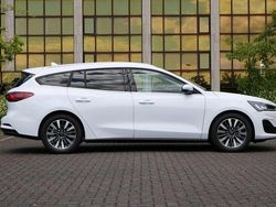 Frostweiã Gebraucht 2024 Ford Focus Titanium X Kombi | 21.350 € (Fairer Preis)