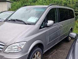 Grau Gebraucht 2011 Mercedes Viano Van / Kleinbus | 12.990 € (Guter Preis)