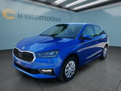Blau Neu 2025 Skoda Fabia Limousine | 18.299 € (Guter Preis)