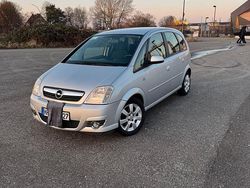 Silber Gebraucht 2006 Opel Meriva Van / Kleinbus | 2.199 € (Etwas zu teuer)