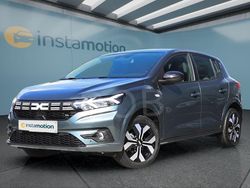 Grün Gebraucht 2025 Dacia Sandero Kleinwagen | 19.949 € (Etwas zu teuer)