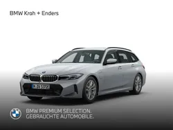 Grau Gebraucht 2024 BMW 330e Performance Limousine | 50.900 € (Teuer)
