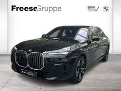 Schwarz Neu 2025 BMW 740 Shadowline Limousine | 139.190 €