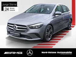 Grau Gebraucht 2020 Mercedes B200 Progressive Van / Kleinbus | 25.990 € (Fairer Preis)