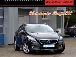 Schwarz Gebraucht 2016 Volvo V40 CC Kombi | 11.999 € (Fairer Preis)