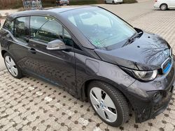 Grau Gebraucht 2015 BMW i3 Kleinwagen | 10.900 € (Fairer Preis)