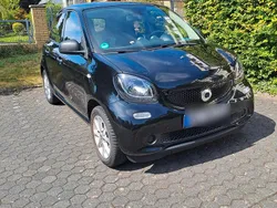 Schwarz Gebraucht 2016 Smart ForFour Limousine | 6.900 €