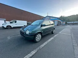 Grün Gebraucht 2005 Renault Twingo Kleinwagen | 1.299 € (Fairer Preis)