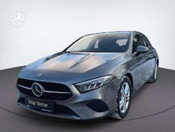 Metalliclack mountaingrau Gebraucht 2023 Mercedes A200 Progressive Limousine | 31.450 € (Etwas zu teuer)