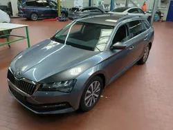 Grau Gebraucht 2022 Skoda Superb Ambition Kombi | 24.884 € (Superpreis)