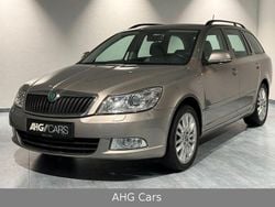 Beige Gebraucht 2011 Skoda Octavia LAURIN & KLEMENT Kombi | 4.999 € (Guter Preis)