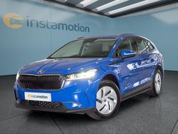 Blau Gebraucht 2023 Skoda Enyaq iV Loft SUV | 23.249 € (Guter Preis)