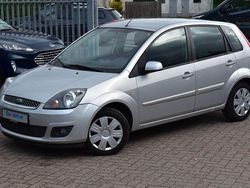 Silber Gebraucht 2008 Ford Fiesta Kleinwagen | 990 € (Guter Preis)