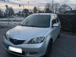 Silber Gebraucht 2005 Mazda 2 Kleinwagen | 1.700 € (Guter Preis)