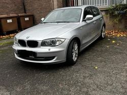 Silber Gebraucht 2011 BMW 118 Kleinwagen | 5.990 € (Guter Preis)