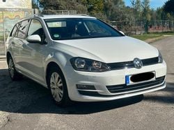 Weiß Gebraucht 2016 VW Golf VII Allstar Kombi | 8.300 € (Fairer Preis)