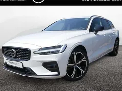 Weiß Gebraucht 2024 Volvo V60 Plus Kombi | 40.880 € (Fairer Preis)